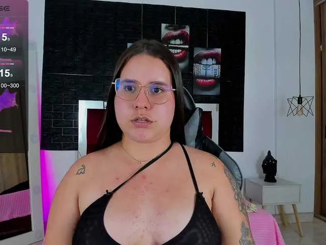 Live sex webcam photo for April-sc #291514912