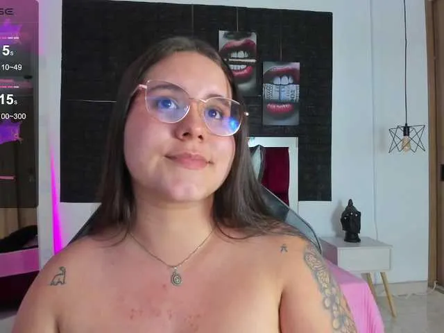 Live sex webcam photo for April-sc #291589492