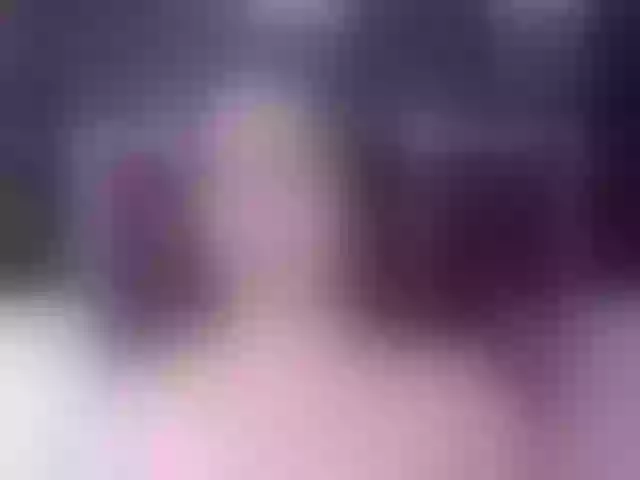 Live sex webcam photo for April-sc #292068475