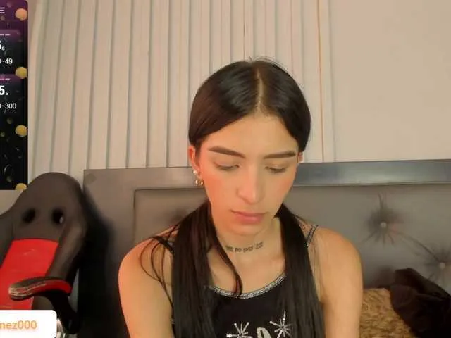 Live sex webcam photo for AprilJhonnes #277230676