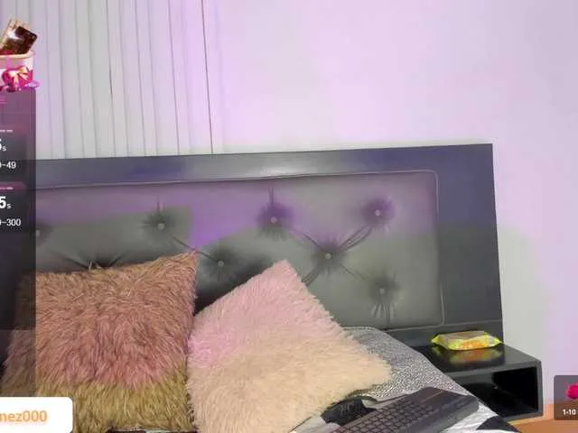 Live sex webcam photo for AprilJhonnes #277303434