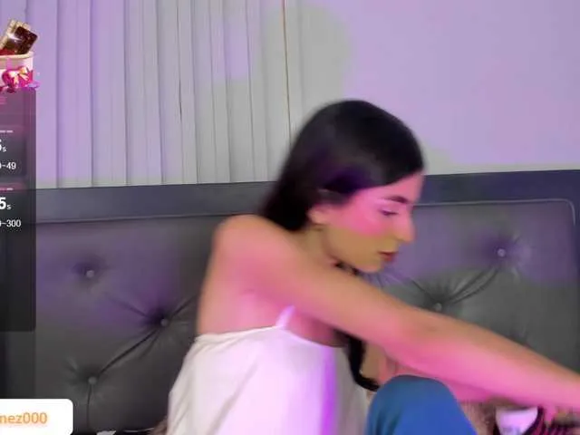 Live sex webcam photo for AprilJhonnes #277310503