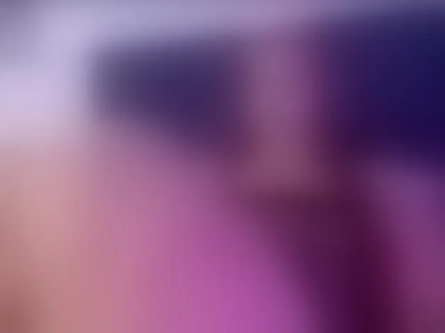 Live sex webcam photo for AprilJhonnes #294065255