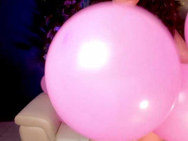 Live sex webcam photo for AprilRhodes #288039503