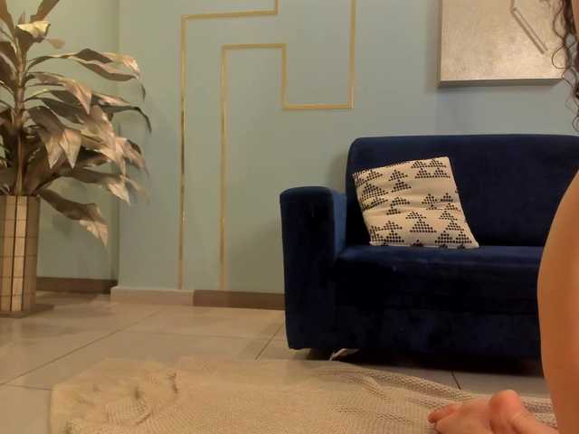 Live sex webcam photo for AprilRhodes #288039625