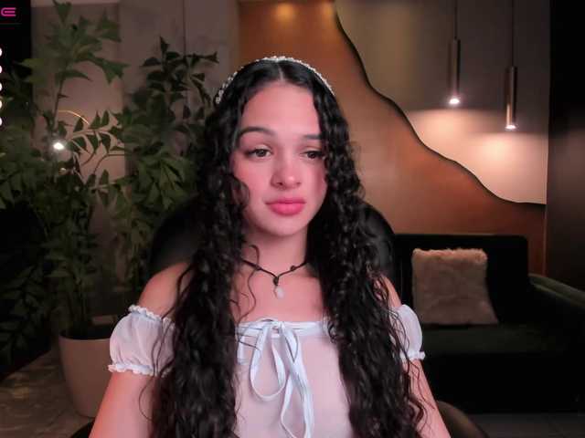 Live sex webcam photo for AprilRhodes #288039627