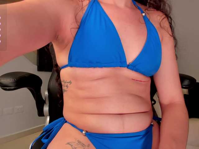 Live sex webcam photo for AprilRhodes #288039703