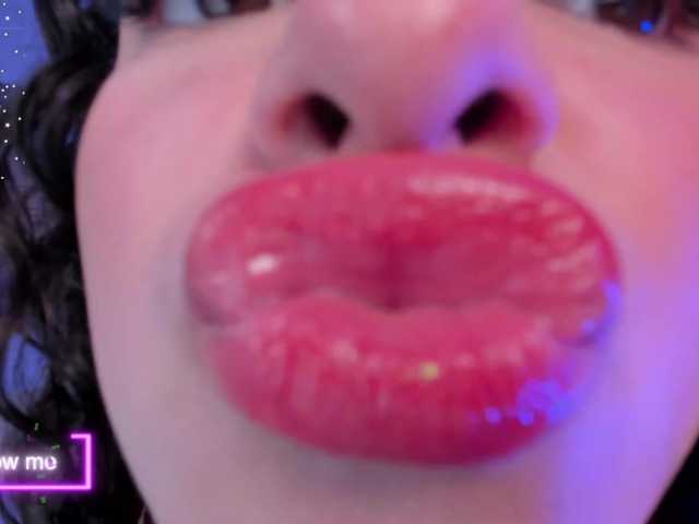 Live sex webcam photo for AprilRhodes #288039732