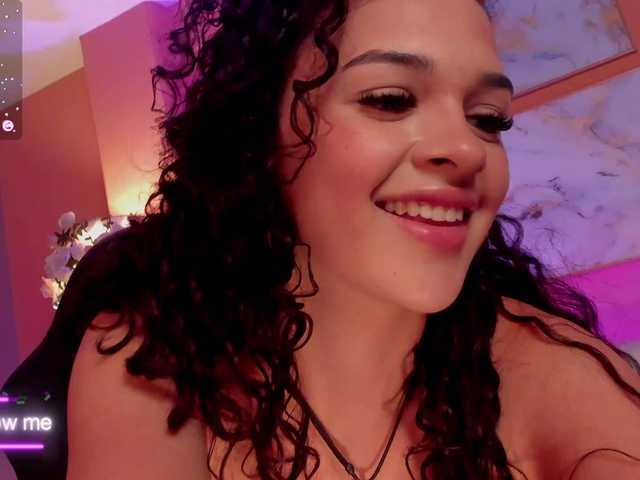 Live sex webcam photo for AprilRhodes #288039811