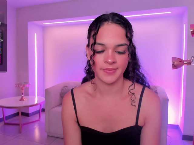 Live sex webcam photo for AprilRhodes #287956604