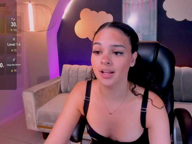 Live sex webcam photo for AprilRhodes #289885935