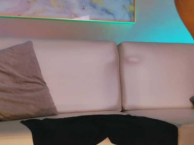 Live sex webcam photo for AprilRhodes #290271727