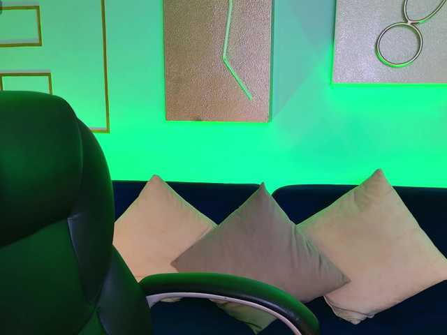 Live sex webcam photo for AprilRhodes #290478616