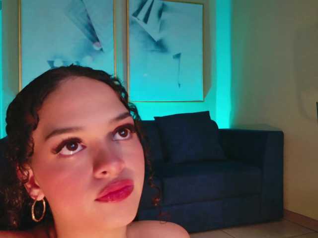 Live sex webcam photo for AprilRhodes #290644810