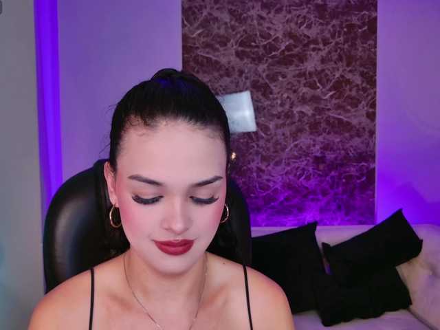 Live sex webcam photo for AprilRhodes #290789346