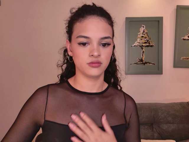 Live sex webcam photo for AprilRhodes #292337746