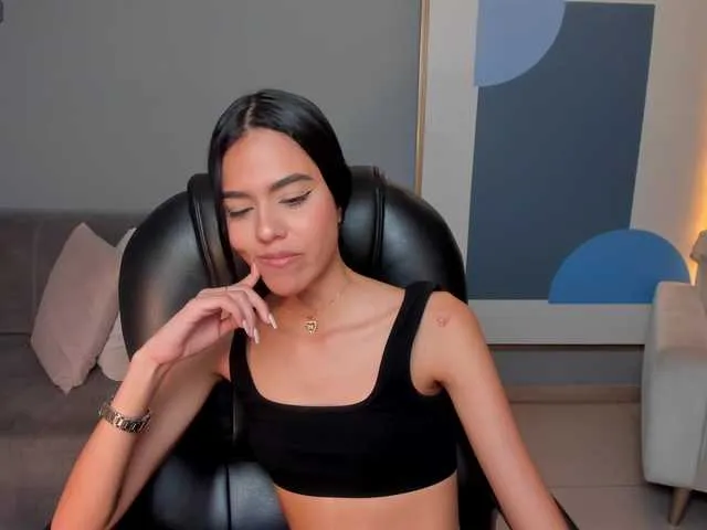 Live sex webcam photo for AprilStone1 #290966504