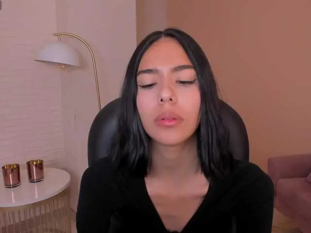 Live sex webcam photo for AprilStone1 #291163977