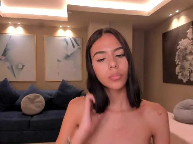 Live sex webcam photo for AprilStone1 #291368286