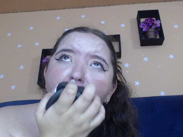 Live sex webcam photo for AprilSuni #276025807