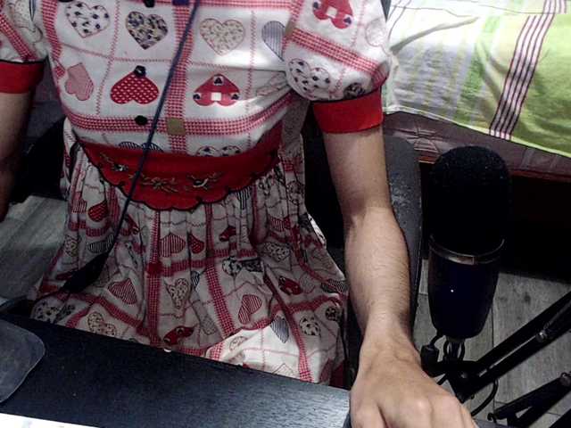 Live sex webcam photo for AprilTrapito #275667919