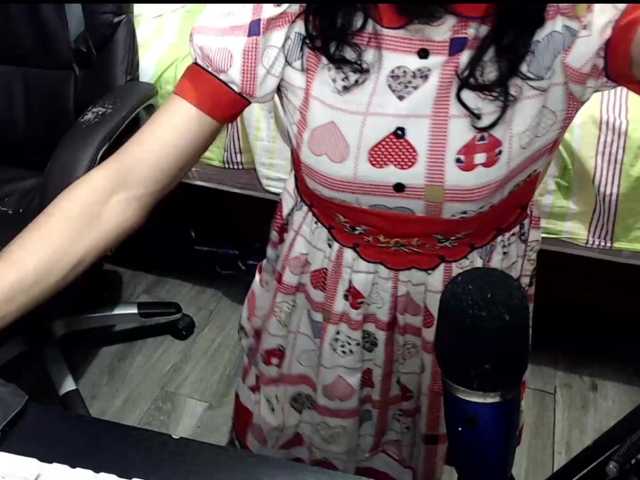 Live sex webcam photo for AprilTrapito #275920032