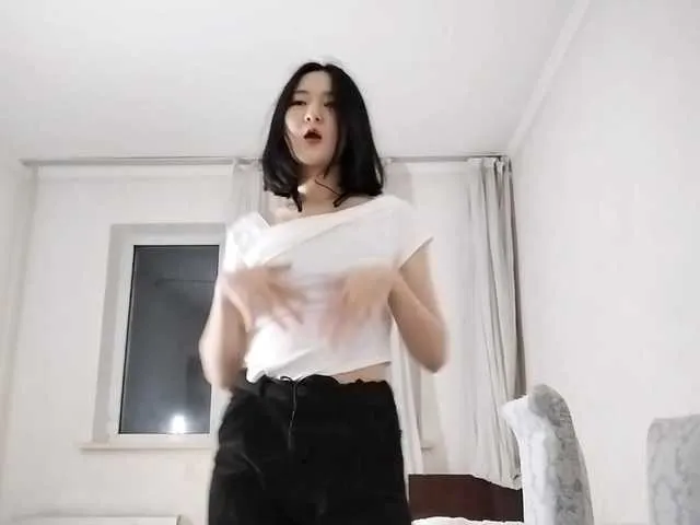 Live sex webcam photo for AraPfieffer #292083769