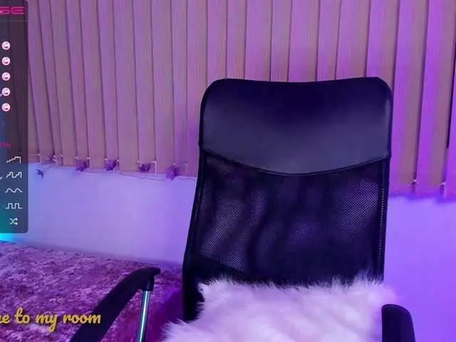 Live sex webcam photo for ArannaMartine #272624749