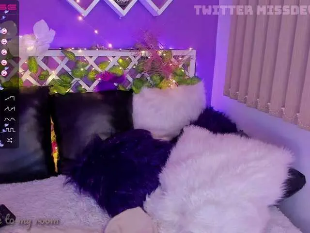 Live sex webcam photo for ArannaMartine #272806493