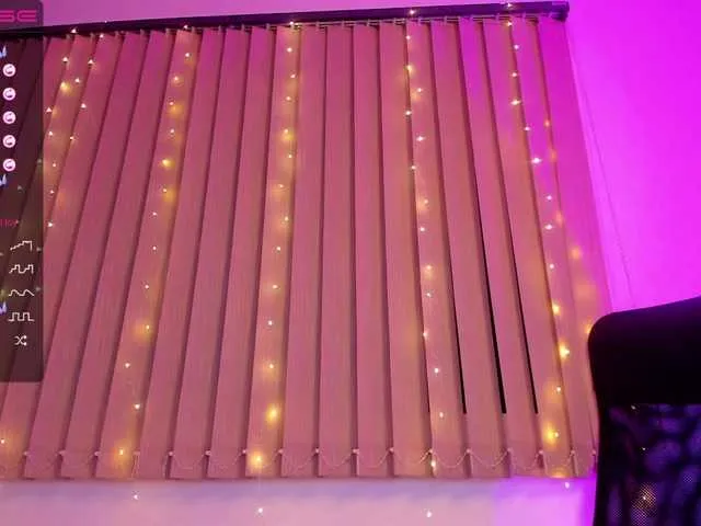 Live sex webcam photo for ArannaMartine #273058710