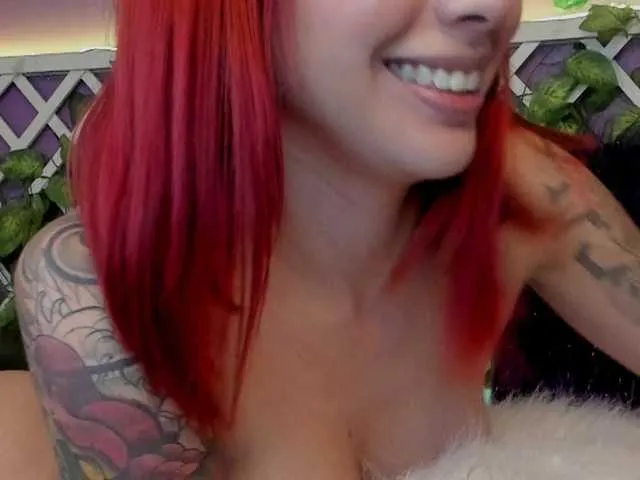 Live sex webcam photo for ArannaMartine #274037664