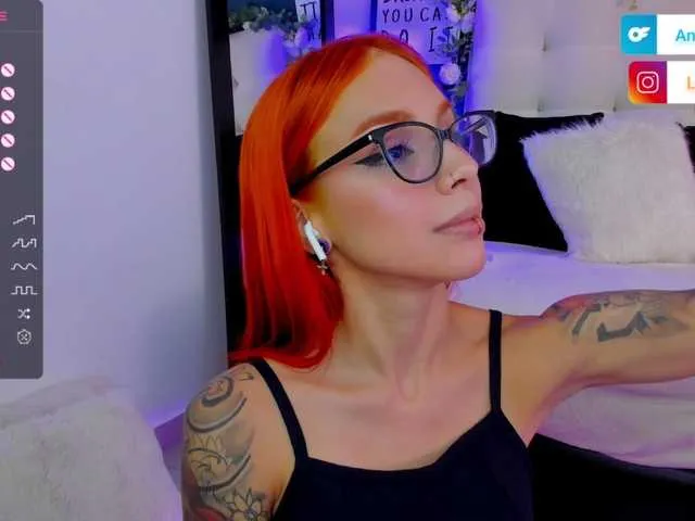 Live sex webcam photo for ArannaMartine #276349351