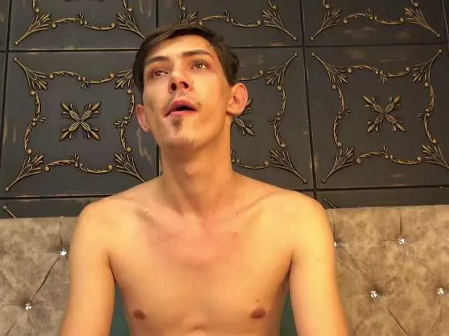 Live sex webcam photo for ArchieForbes #277101933