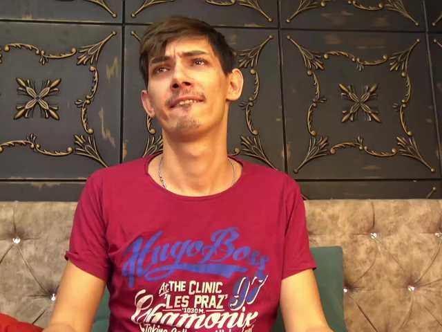 Live sex webcam photo for ArchieForbes #277140314