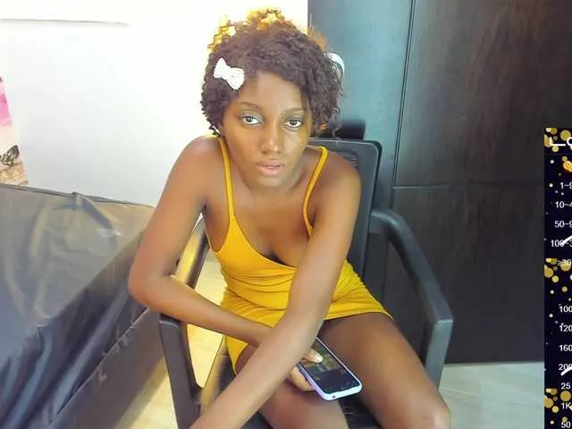 Live sex webcam photo for Arcoiris06 #272552484