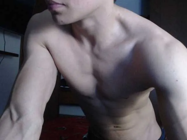 Live sex webcam photo for AresHolland #275756073