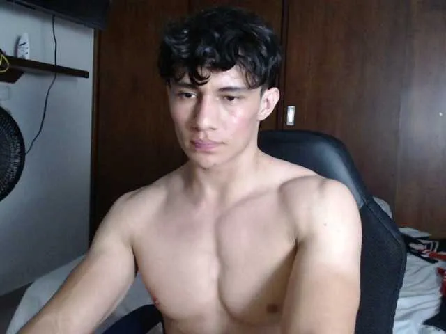 Live sex webcam photo for AresHolland #276042110