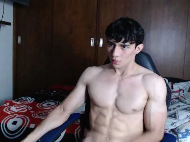 Live sex webcam photo for AresHolland #277248595