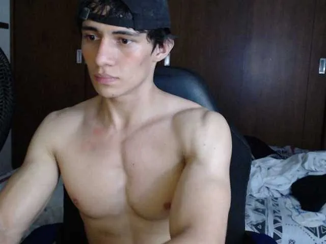 Live sex webcam photo for AresHolland #277848350