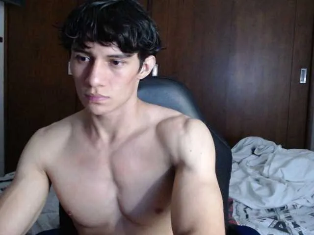 Live sex webcam photo for AresHolland #277879337