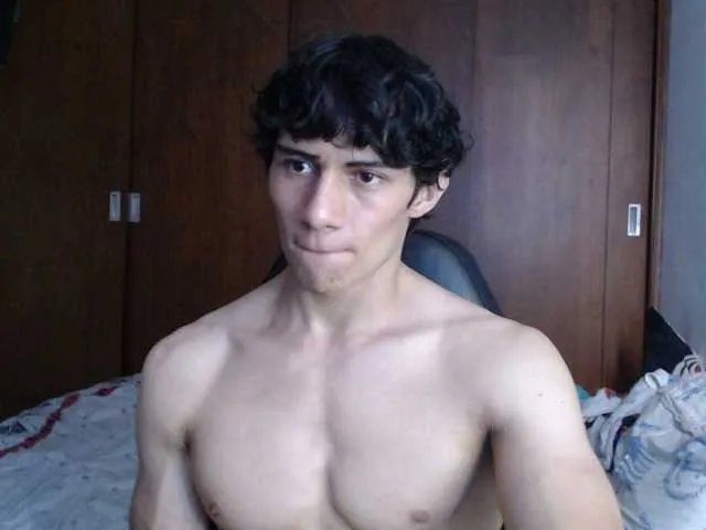Live sex webcam photo for AresHolland #278051033
