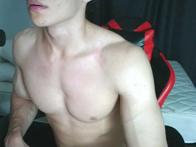 Live sex webcam photo for AresHolland #293813084