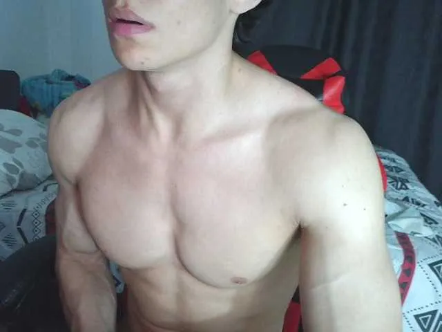 Live sex webcam photo for AresHolland #293818157