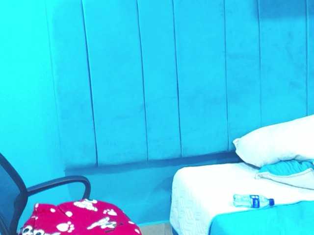 Live sex webcam photo for Aress-- #276923065