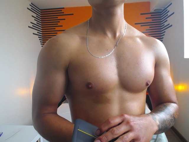 Live sex webcam photo for Aress-- #277005364