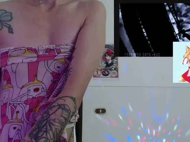 Live sex webcam photo for Ari-Kitsune #274200848