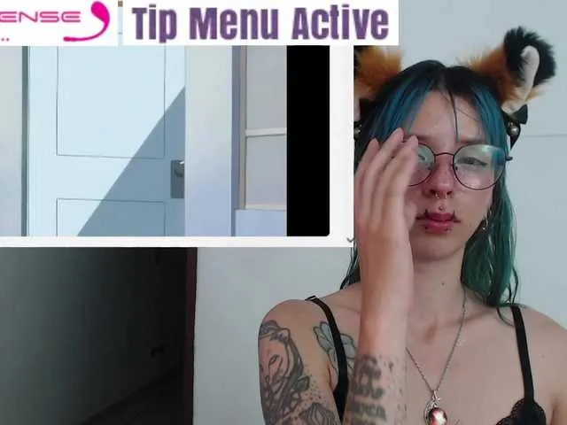 Live sex webcam photo for Ari-Kitsune #274356345