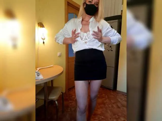 Live sex webcam photo for Ari-Zona #277977935