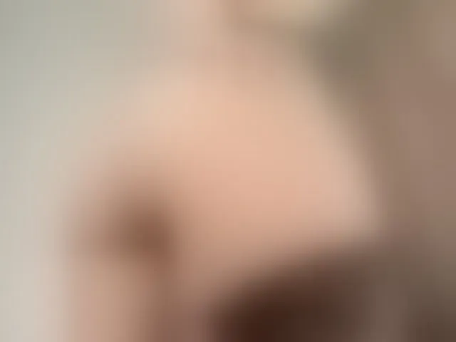 Live sex webcam photo for Ari-Zona #293554399