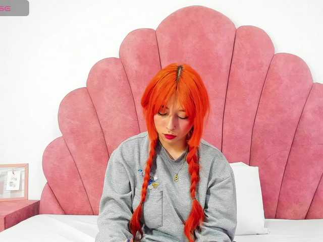 Live sex webcam photo for Ari-little-x1 #277776332